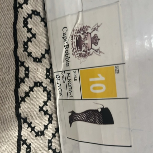 Black cape Robbin boots - Picture 8 of 8